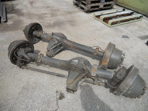 Dodge M37 Vorder u. Hinterachse